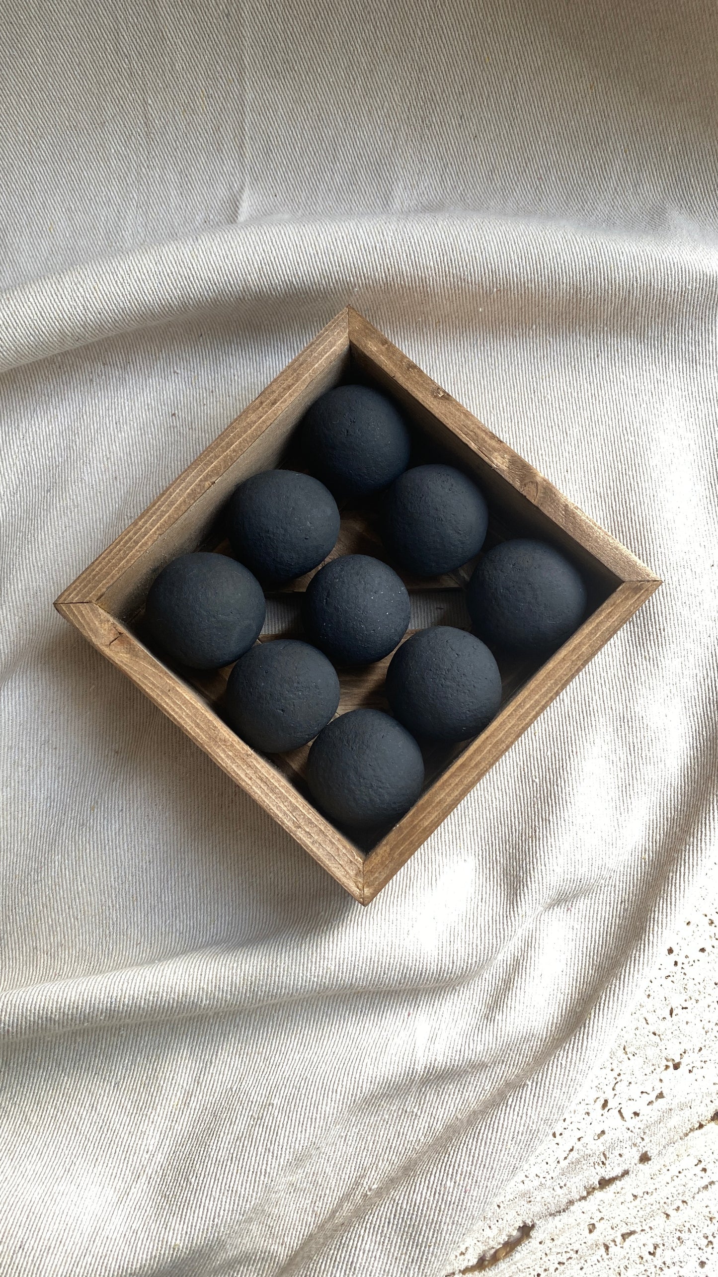 ARÖMA - concrete essential oils diffuser | handmade wood box